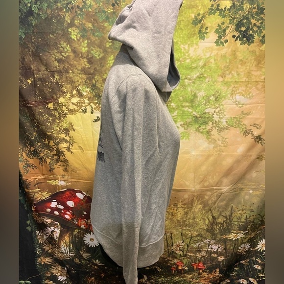 KAWS x Uniqlo x Sesame Street XX Hoodie, Size XS, US Womens, Gray, Preowned - Picture 5 of 12